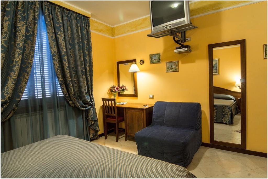 B&B Degli Amici Ciampino Room photo